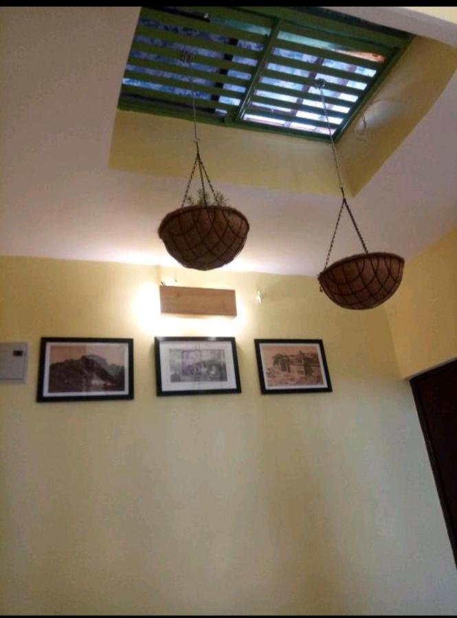 Monalisa Hostel
